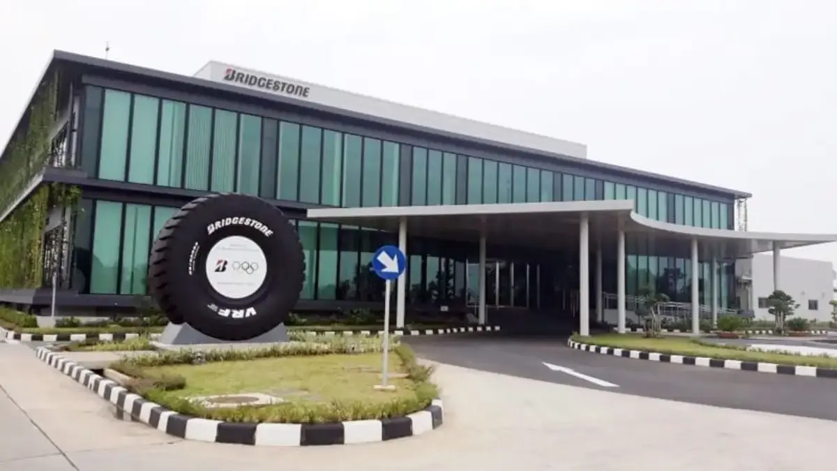 Ilustrasi berita TKA Wajib Kantongi Izin