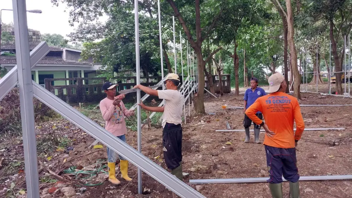 pedagang bunga di Dukuh Semar