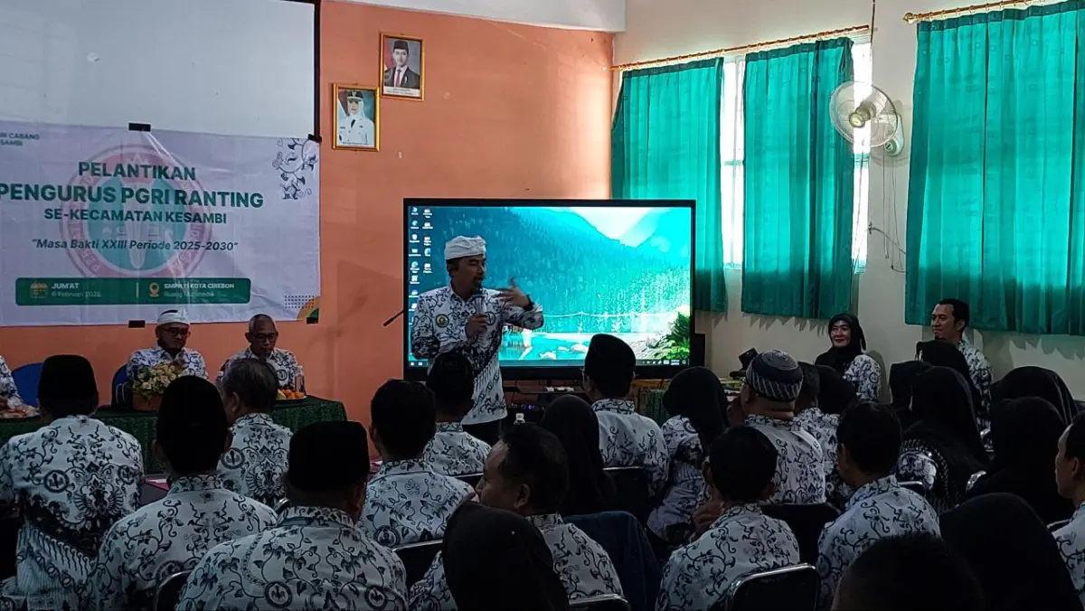 Pengurus PGRI ranting se-Kecamatan Kesambi