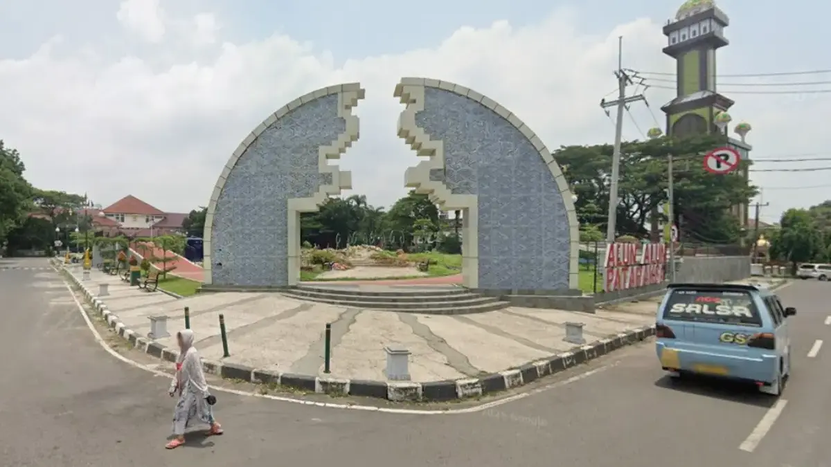 Perbaikan Taman Pataraksa Sumber Tak Bisa Maksimal