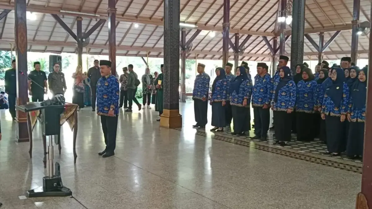Pemkab Cirebon Baru Lantik 294 Kepsek