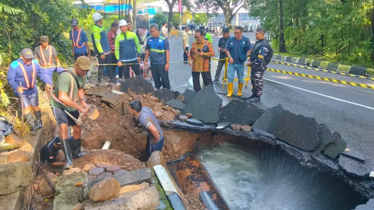 Pipa PDAM Bocor, Gangguan Air Masal di Kota Cirebon