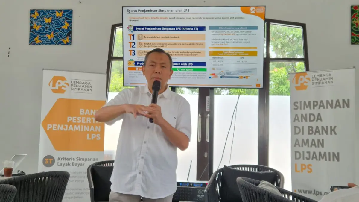 Uang Nasabah Bank Cirebon Tahap Pertama Cair