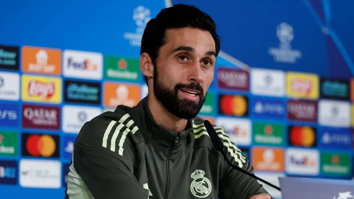 Memanas! Alvaro Arbeloa Dihadapkan Dua Isu Sensitif di Ruang Ganti Real Madrid, Ini Faktanya! Alvaro Arbeloa