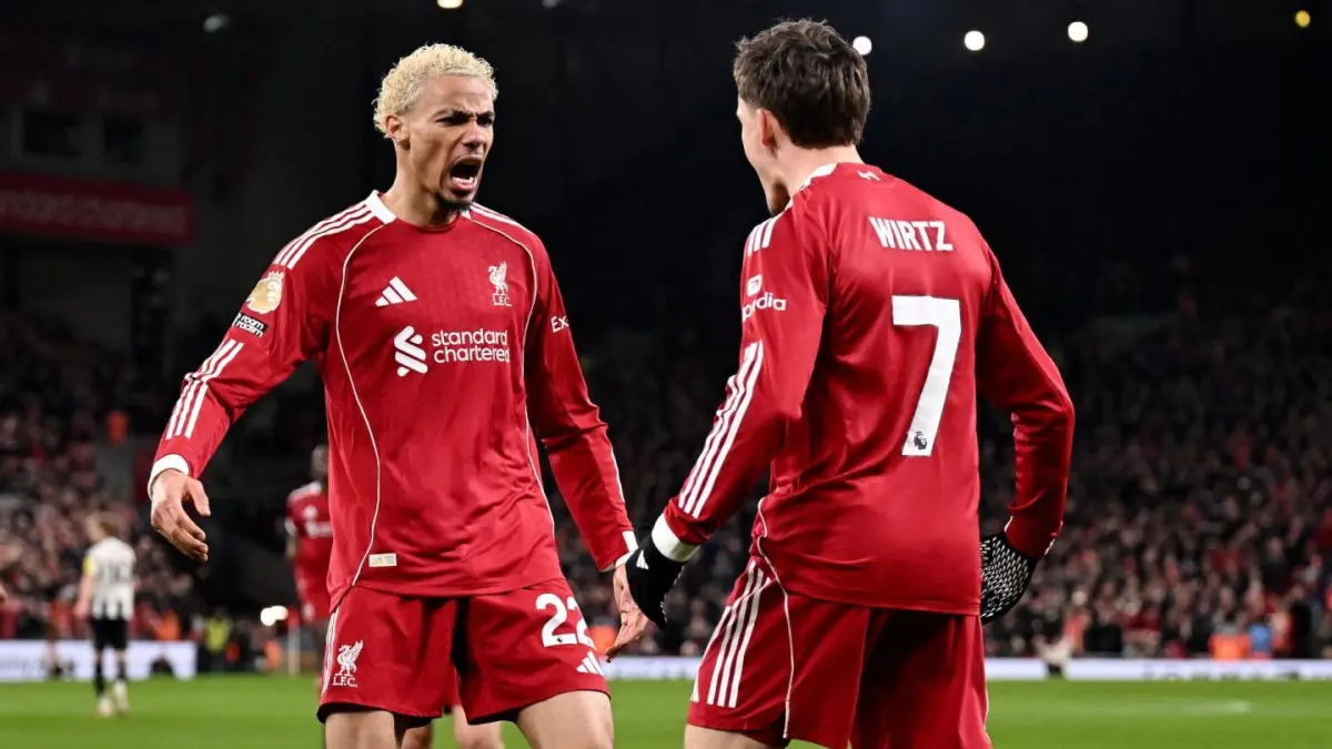 MENANG USAI TERTINGGAL: Liverpool berhasil menaklukkan Newcastle United 4-1 di Anfield Stadium. Hugo Ekitike (