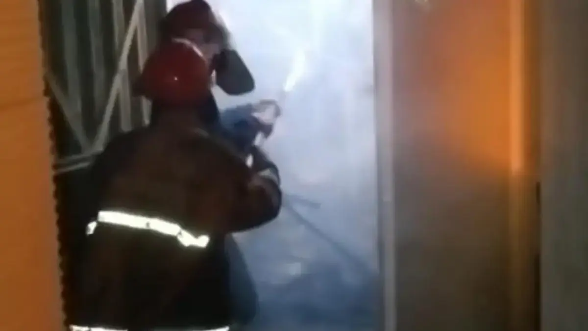 Rumah Ludes Terbakar di Suranenggala, Api Diduga dari Tungku Dapur Kebakaran rumah di Purwawinangun