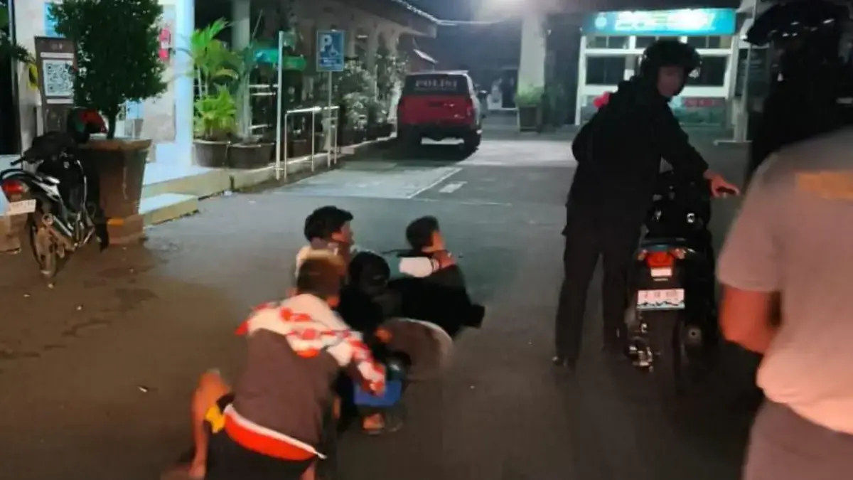 Tawuran Konten Pecah saat Sahur di Kota Cirebon, 5 Pemuda Ditangkap Polisi perang sarung di kota cirebon