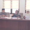 Ketua Komisi I DPRD Kabupaten Cirebon Rohayati AMd