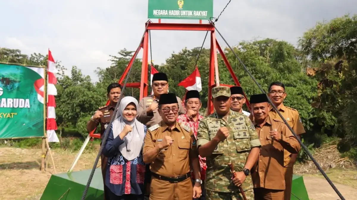 jembatan gantung Cirebon