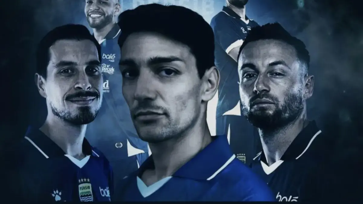 Nobar Persib di Eks Terminal Weru Jadi Ajang Silaturahmi Bobotoh dan Dongkrak UMKM Lokal Poster nobar Persib.