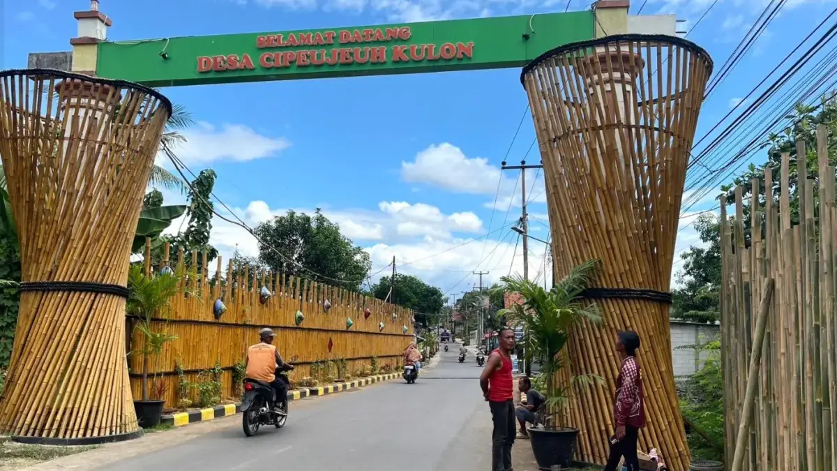 Dana Desa Belum cair, Kuwu Cipeujeuh Kulon Pakai Uang Pribadi untuk Honor Lembaga Desa, Habis Rp100 Juta desa cipeujeuh kulon