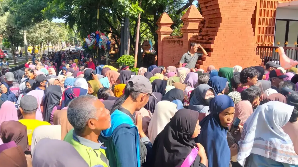 Seribu Paket Langsung Ludes Diborong Warga