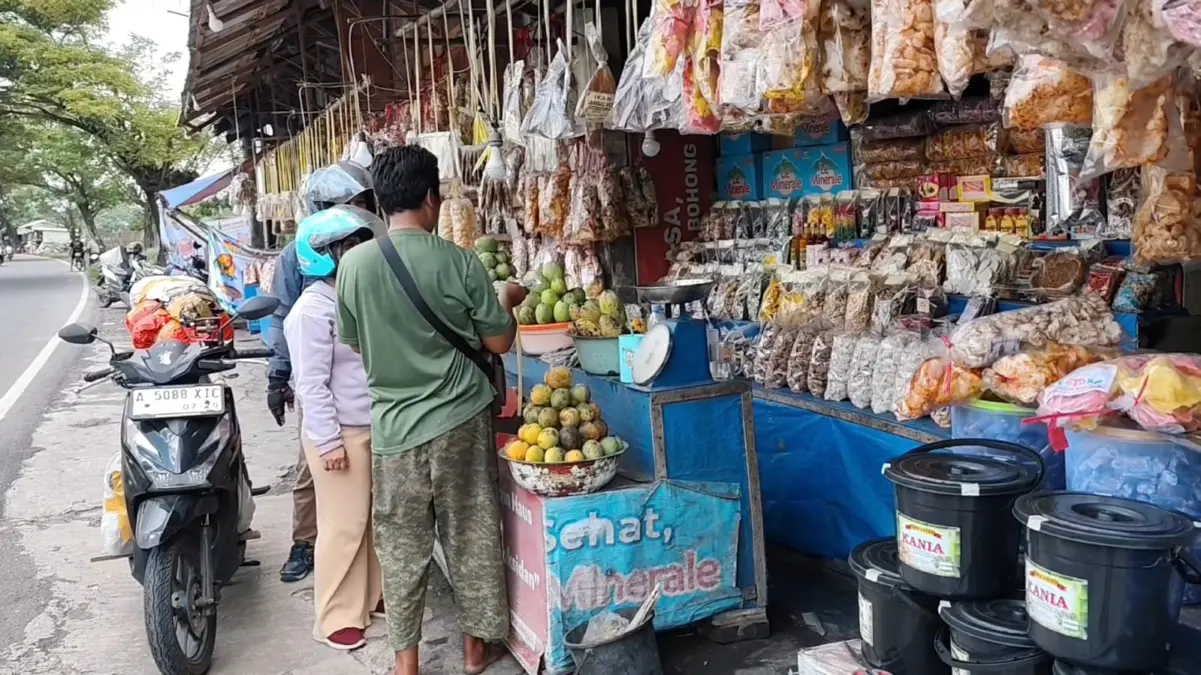 Arus Balik Lebaran Dongkrak Penjualan Oleh-oleh di Pantura Indramayu, Omzet Naik hingga 90 Persen oleh-oleh khas Indramayu