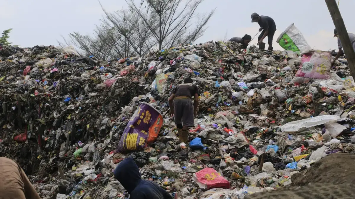 Idul Fitri, Pemkot Cirebon Siapkan Strategi Tangani Sampah Melonjak sampah idul fitri di cirebon