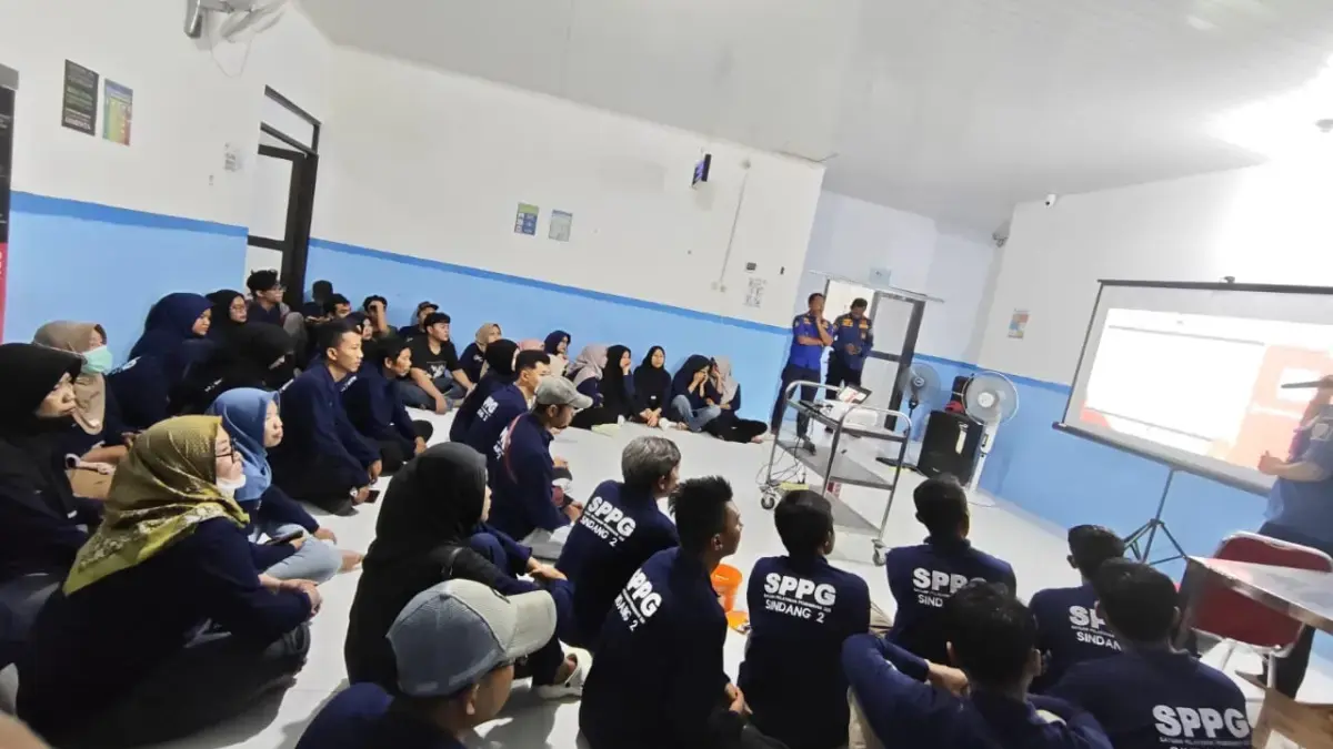 damkar indramayu latih penanganan kebakaran di sppg sindang 2