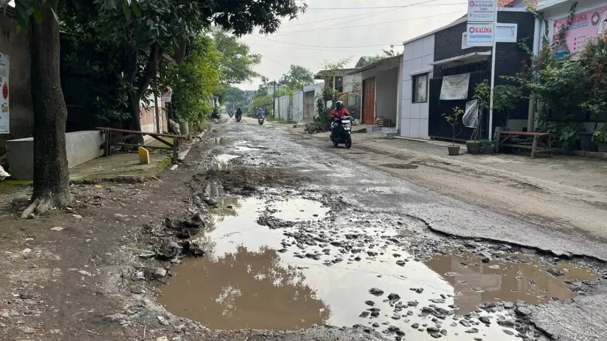 perbaikan jalan cirebon