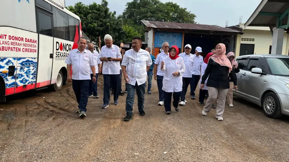 Ketua PMI Kabupaten Cirebon Sri Heviyana