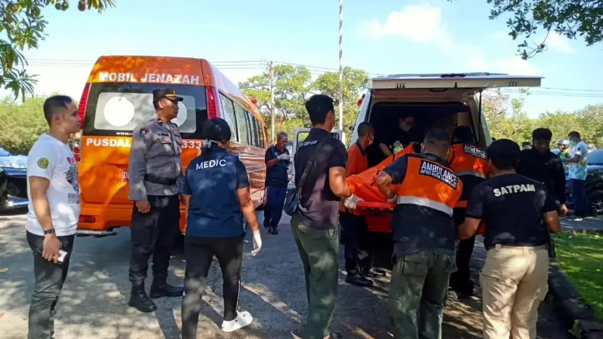 Keluarga Jemput Jenazah Egi di Bali, Peristiwa Tragis ABK Warga Cirebon, 5 Pelaku Telah Diamankan Keluarga Jemput Jenazah Egi di Bali