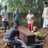 Jenazah Egi Ramadan Dimakamkan di Gombang