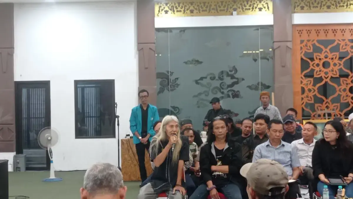 Bahas Pembongkaran Rel Kereta Api Kalibaru, KAI Sebut Permintaan Pemkot, TACB Soroti Nilai Sejarah KAI Sebut Permintaan Pemkot, TACB Soroti Nilai Sejarah