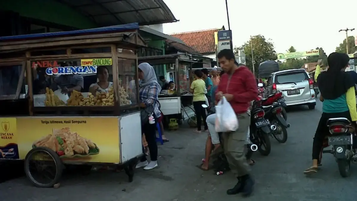 Pedagang kecil keluhkan kenaikan harga plastik