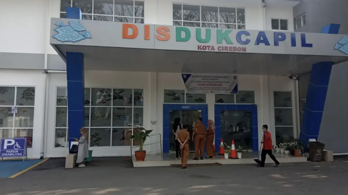 Tidak Termasuk yang WFH, Disdukcapil Kota Cirebon Pastikan Layanan Tetap Optimal disdukcapil kota cirebon wfh