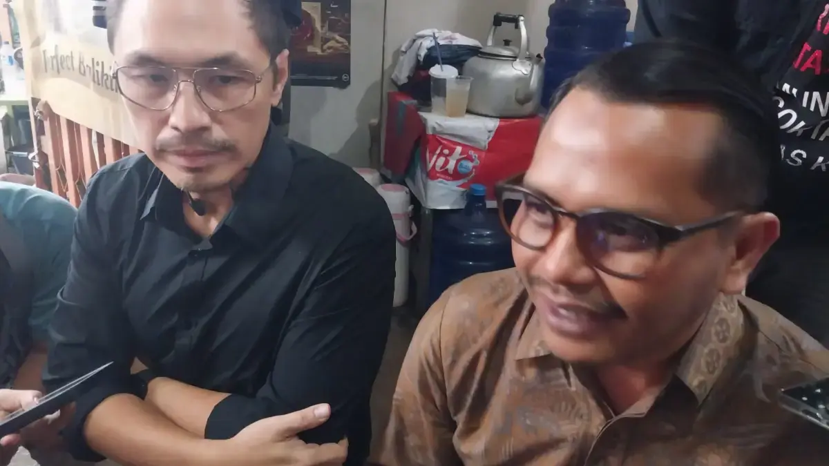 Harry Saputra Gani Diduga Main Cinta dengan Istri Kuwu