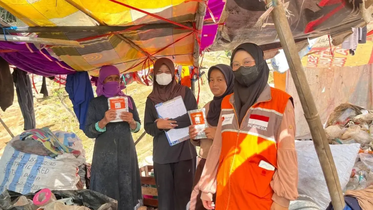 Relawan Rumah Zakat Cirebon