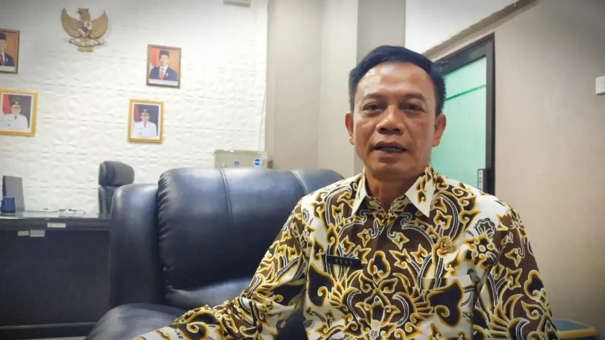 Kepala DLH Kabupaten Cirebon Dede Sudiono ST MSi