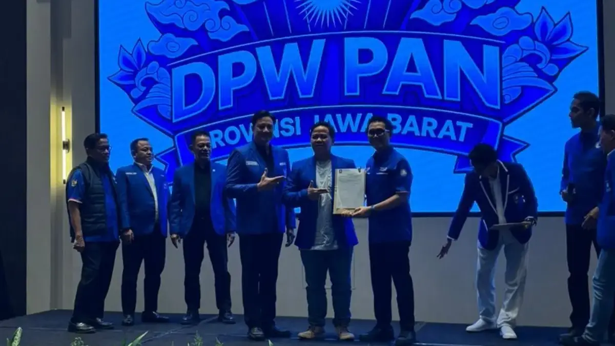 H Surya Resmi Dilantik Jadi Ketua DPD PAN Indramayu Ketua DPD PAN Kabupaten Indramayu