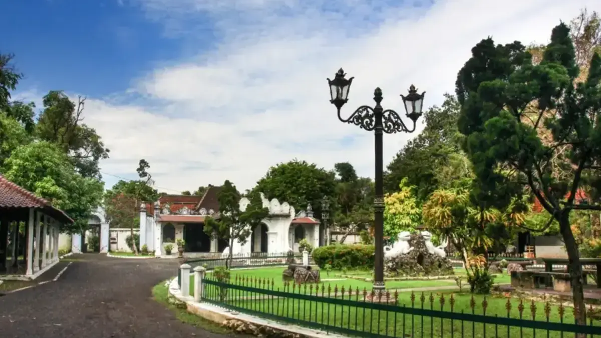 Dedi Mulyadi: Masa depan Cirebon harus Bertumpu pada budaya, hentikan konflik kdm cirebon