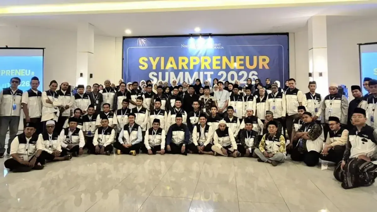 Nooralia Haji dan Umrah