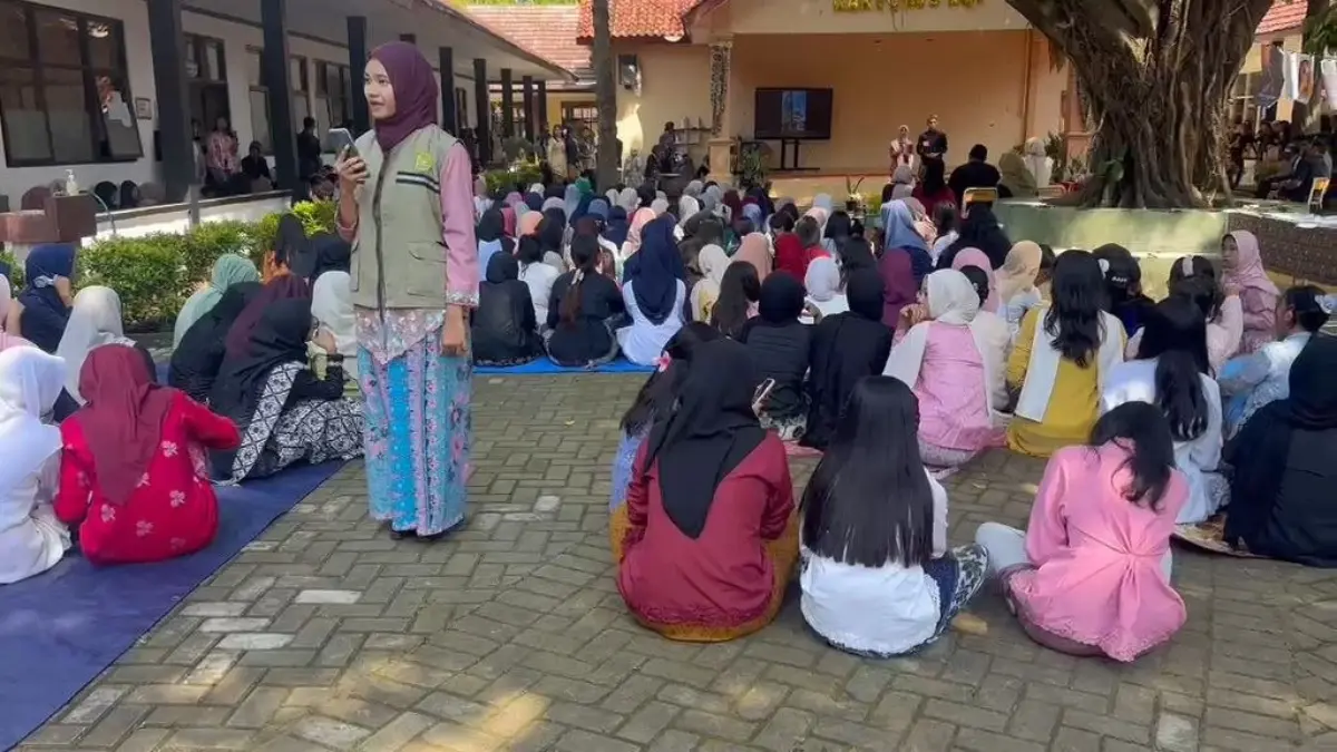 hari kartini sman 4 kota cirebon