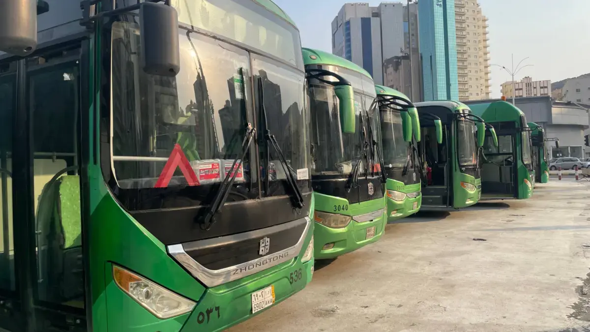 Antar Jamaah Haji Indonesia ke Masjidilharam