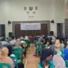 kegiatan sosialisasi pembangunan pabrik garmen di Balai Desa Cieurih, Kamis (30/4/2026).