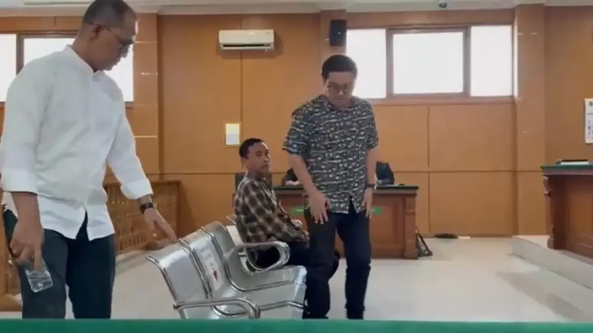 Sidang Gedung Setda, Saling Bantah: Agung, Azis, Andru