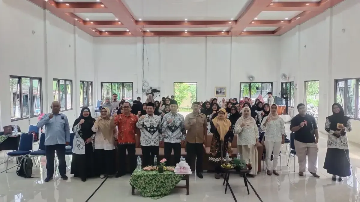 Guru Dapat Hadiah Kambing Kurban hadiah kambing kurban