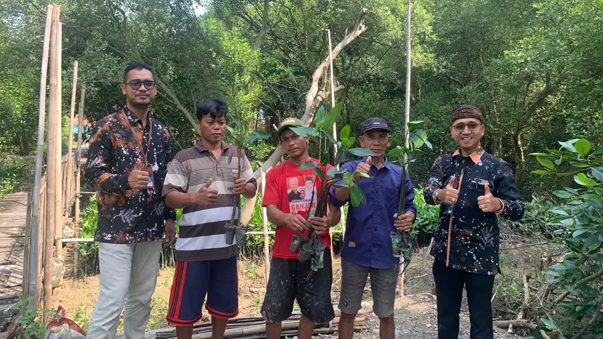 Dari Pakaian, Buku, hingga 29.000 Pohon, PNM Perluas Makna Pemberdayaan Masyarakat Akar Rumput PNM Perluas Makna Pemberdayaan Masyarakat Akar Rumput