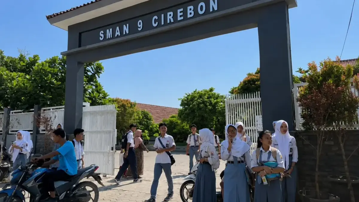 SMAN 9 Cirebon Catat Rekor Lonjakan Peminat SMAN 9 Cirebon Catat Rekor Lonjakan Peminat