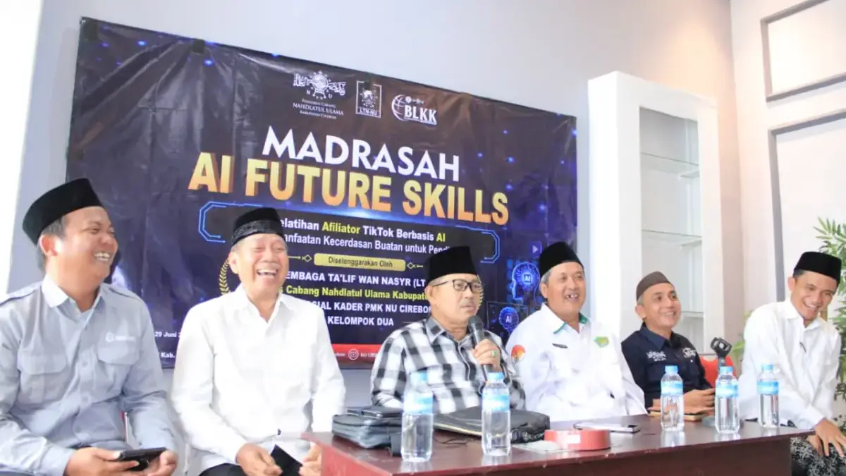 Rais Syuriah PCNU Kabupaten Cirebon KH Wawan Arwani