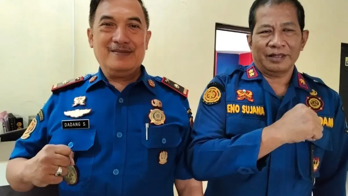 Musim Kemarau Picu Lonjakan Kebakaran Kepala Disdamkarmat Kabupaten Cirebon Drs Dadang Suhendra MSi