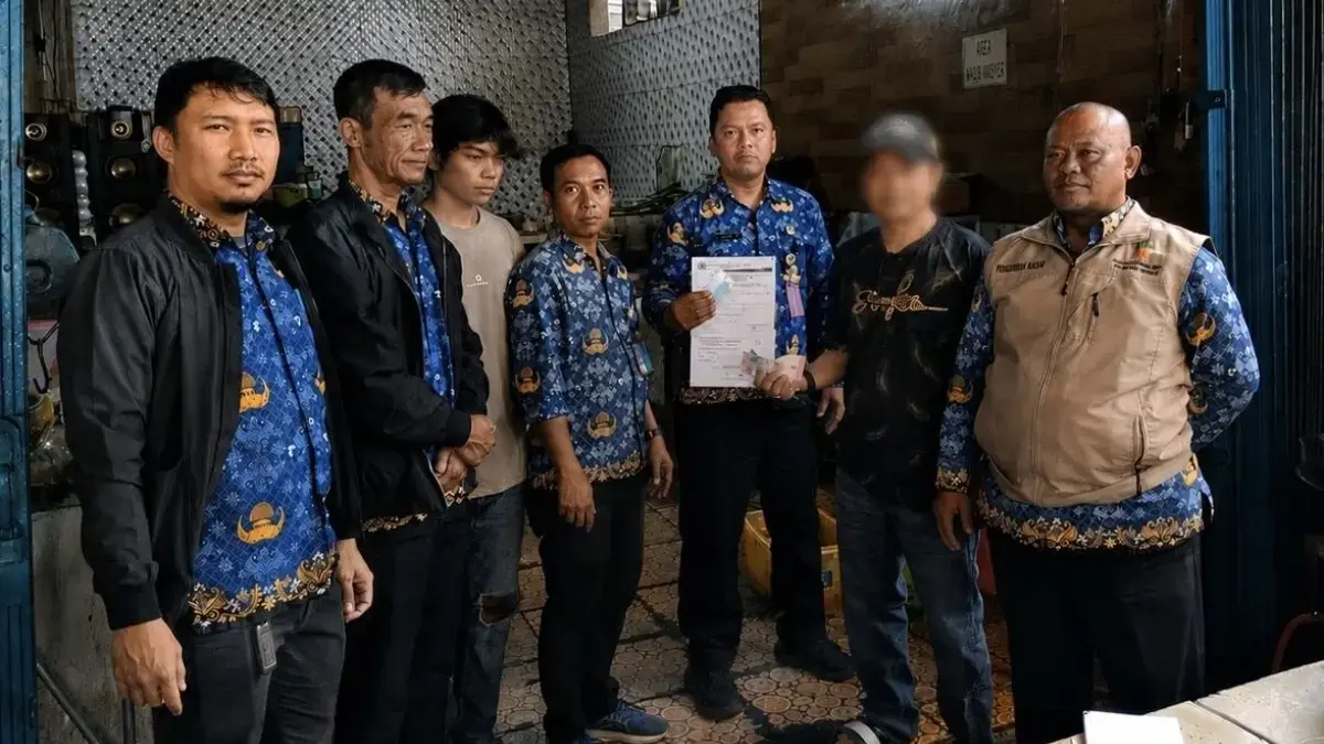 Buang Sampah Sembarangan, Warga Didenda Rp500 Ribu Didenda buang sampah sembarangan