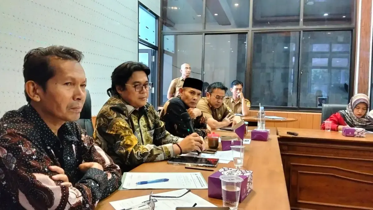Wakil DPRD Kabupaten Cirebon, R Hasan Basori SE MSi