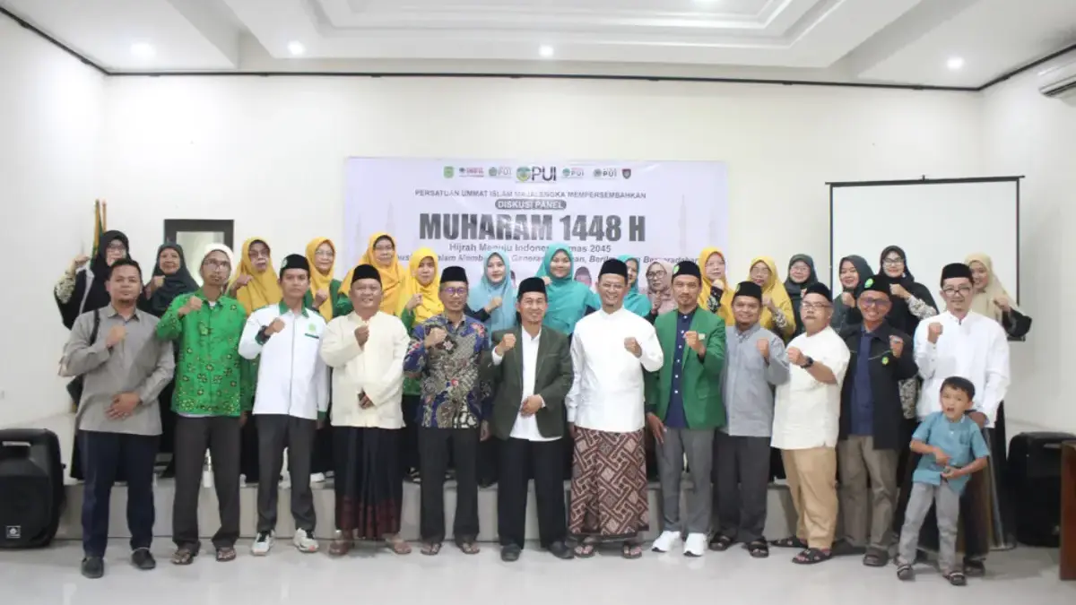 PUI Majalengka Perkuat Strategi Hijrah Ratusan jamaah, ulama, pengurus, dan kader PUI menghadiri pengajian akbar dan diskusi panel yang digelar DPD