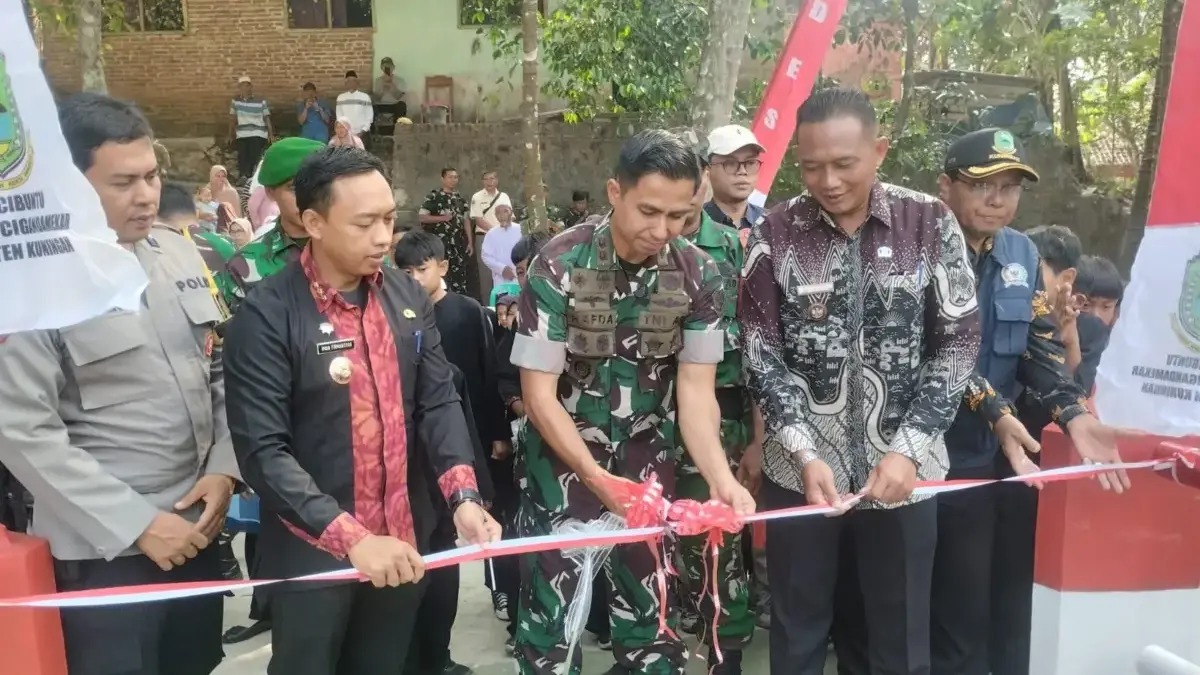 Dandim Kuningan Resmikan Jembatan Garuda Desa Cibuntu Ist