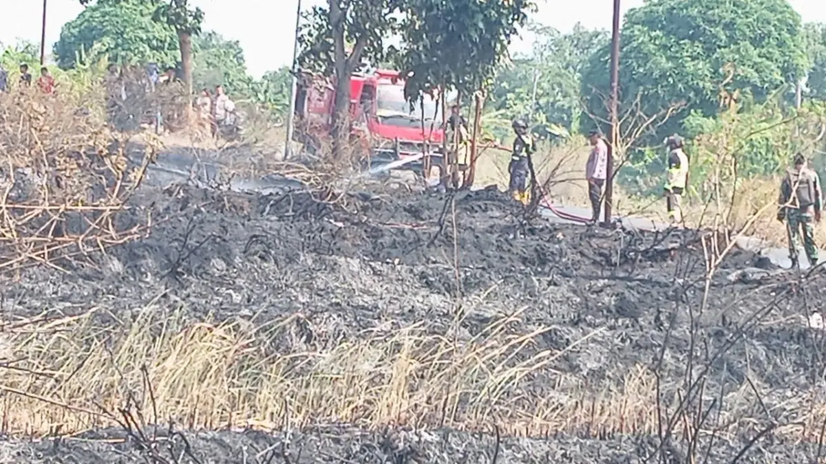 Diduga Akibat Bakar Sampah, Kebakaran Lahan di Tarik Kolot Kuningan Hanguskan Kebun Warga Ist