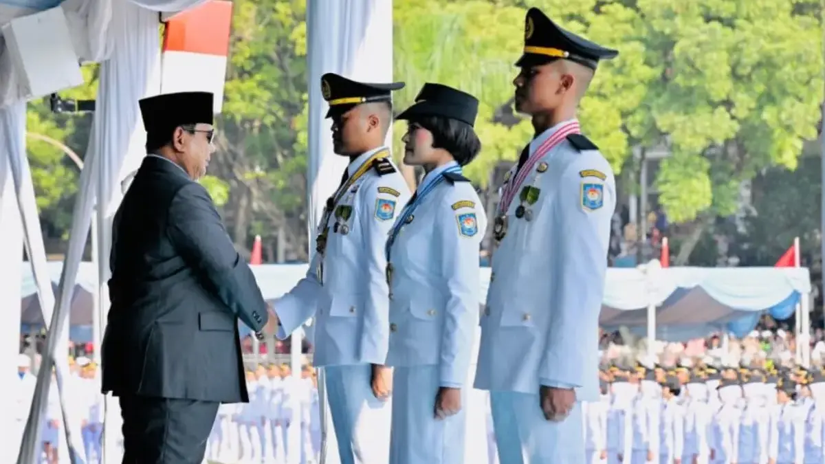 Presiden Prabowo Subianto melantik PPM IPDN Angkatan ke-33 Presiden Prabowo Subianto melantik PPM IPDN Angkatan ke-33