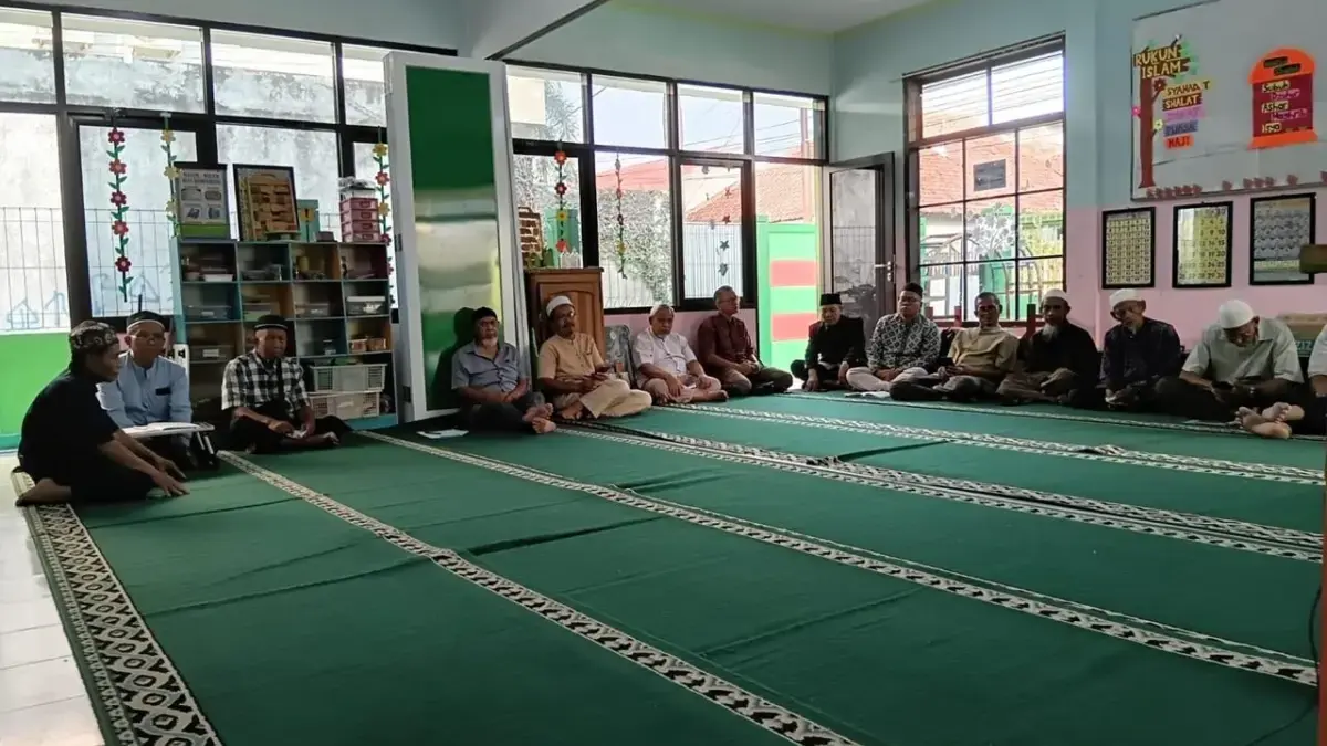 PCM Kesambi Gelar Pengajian Ahad Pagi, Hadirkan Ketua PWM Jabar PCM Kesambi Kota Cirebon