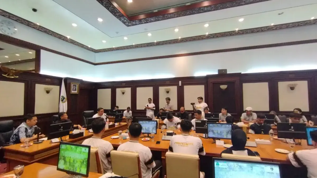 Wagub Jabar Minta Proton FC Tak Cepat Puas, PFL 1 Jadi Tantangan Baru Ist