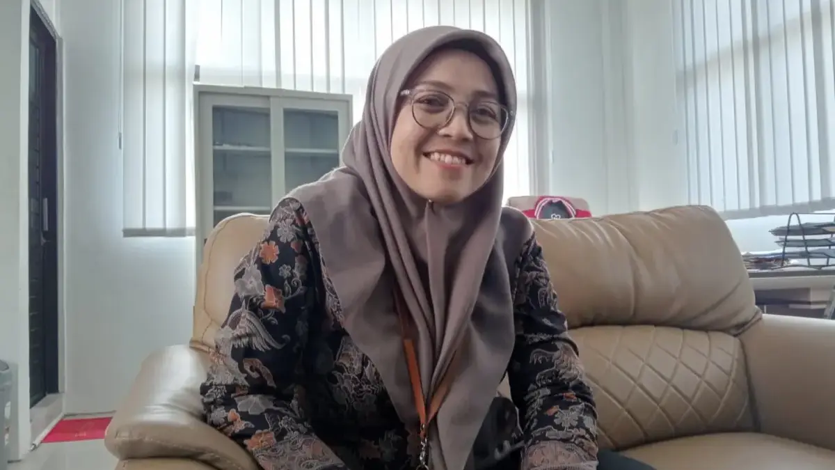 Lawan Apatisme Pemilih Pemula lewat Program SDCN Ketua KPU Kabupaten Cirebon, Esya Karnia Puspawati